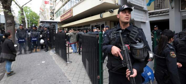 Τουρκία: Νεκρός ο ένοπλος που εισέβαλε σε δικαστήριο στην Προύσα